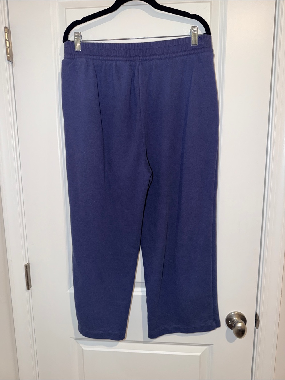 Free Assembly Women's Navy Daisy Embroidered Hoodie and Sweatpants 2pc Set - Picture 13 of 15